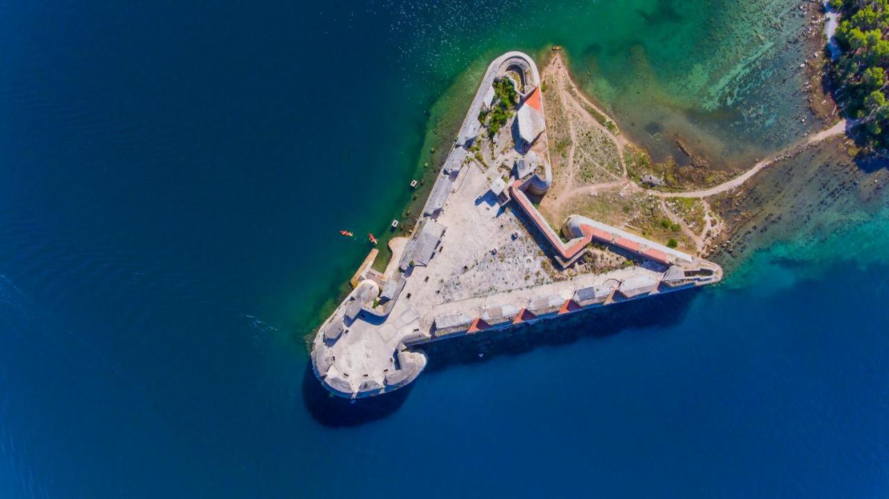 Apartments Stella Mariela Šibenik Екстериор снимка